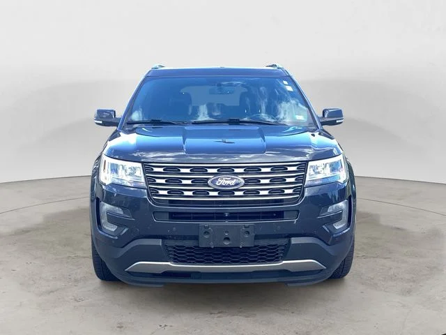 Used 2017 Quartz Metallic Ford Limited image 8