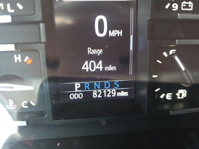 Used 2020 White Toyota SR5 image 18