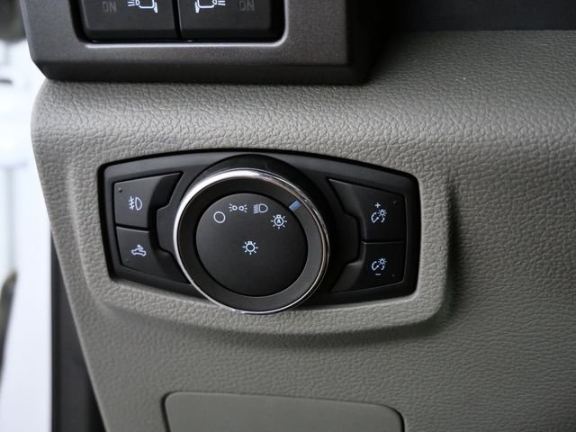 Used 2022 White Ford XLT image 27