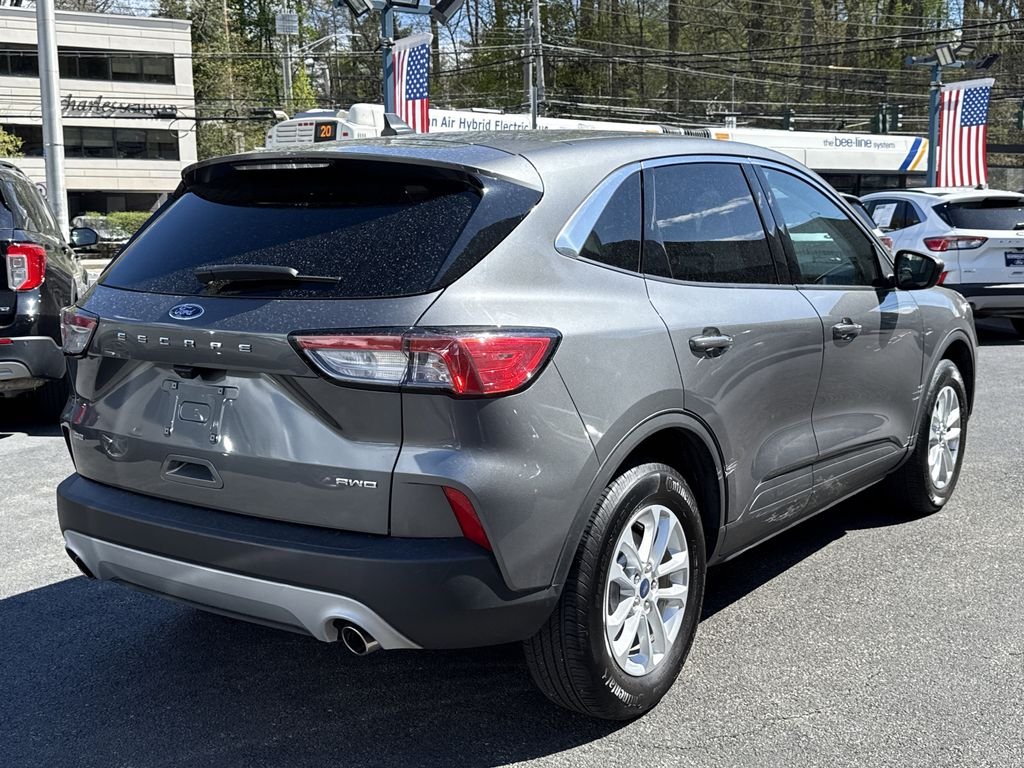 Used 2022 Carbonized Gray Metallic Ford SE image 3