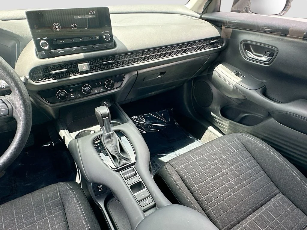 Used 2025  Honda LX image 21