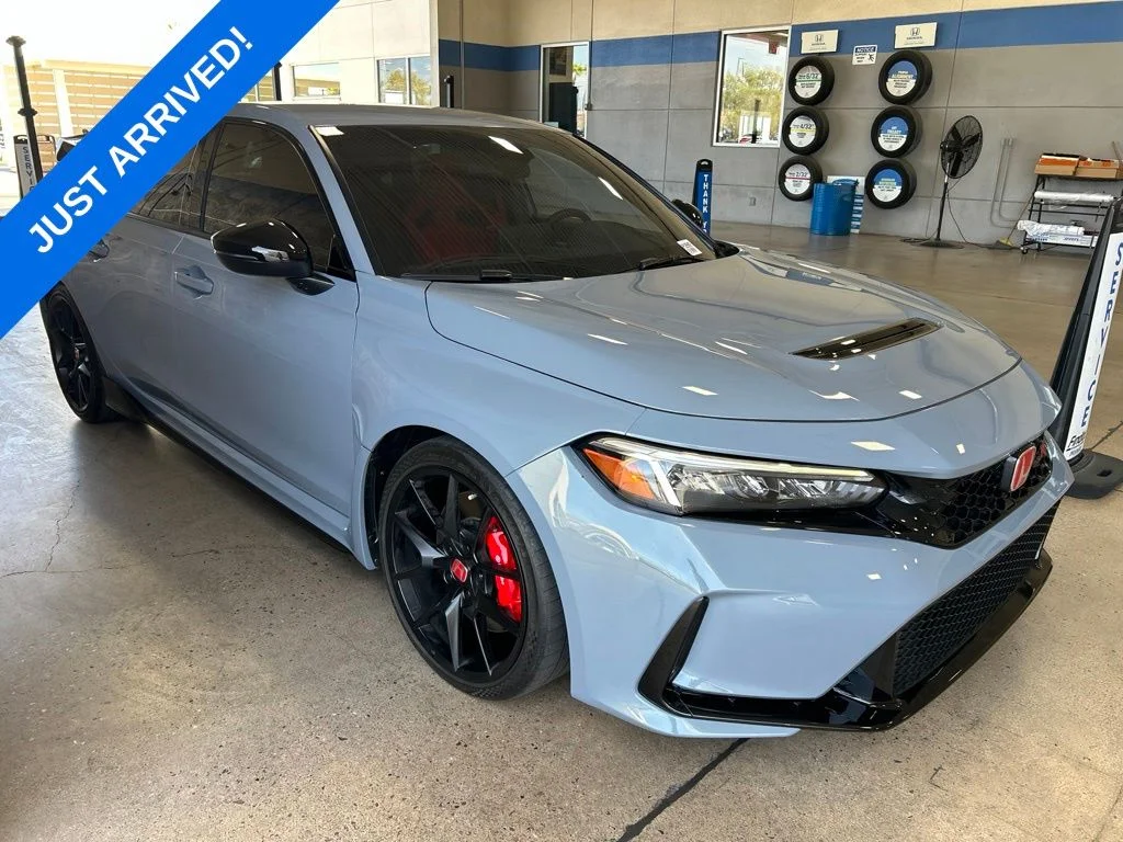 Certified Used 2023 Sonic Gray Pearl Honda  image 2