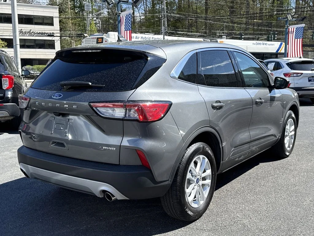 Used 2022 Carbonized Gray Metallic Ford SE image 3