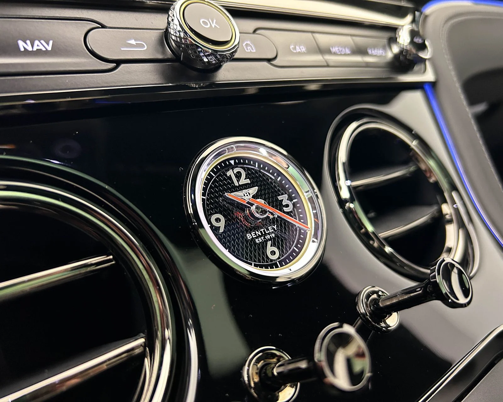 New 2025  Bentley Speed image 26