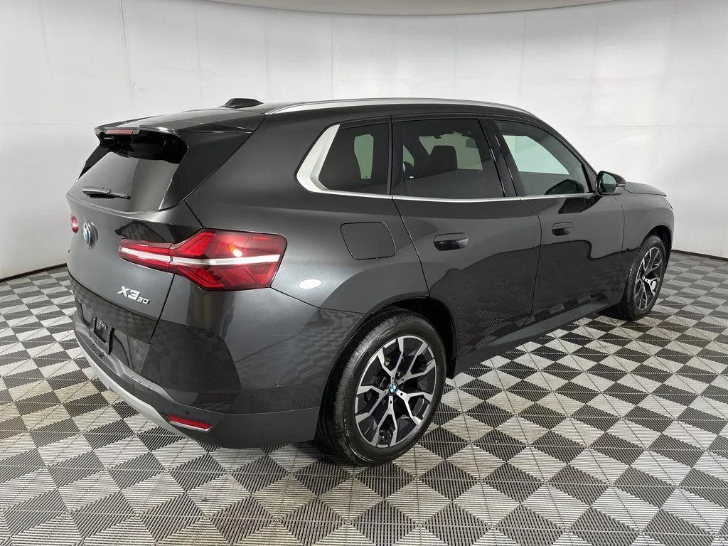 Used 2025 Dark Graphite BMW 30 xDrive image 31