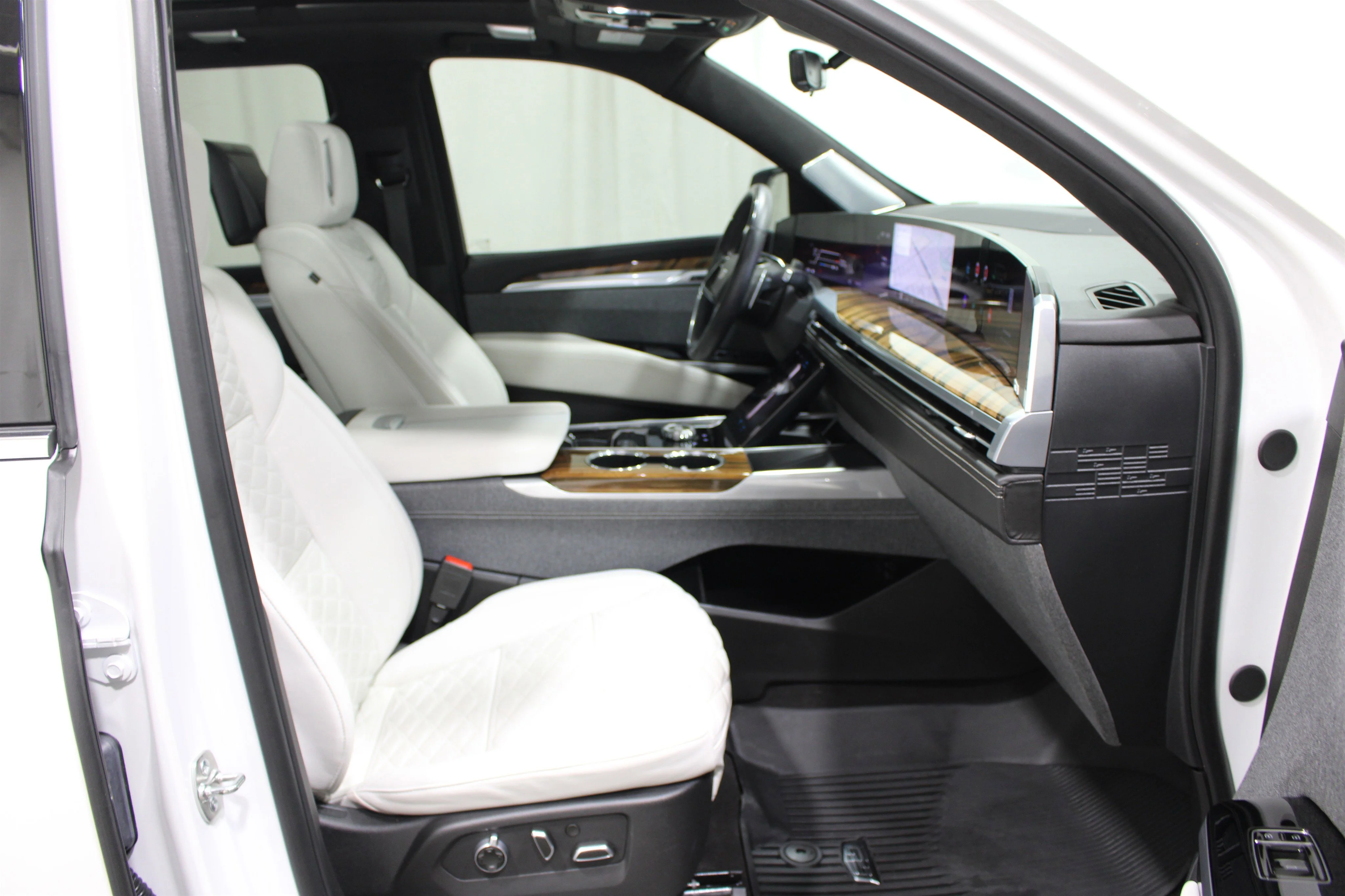 2025 Cadillac Escalade ESV Premium Luxury Platinum - Photo 29