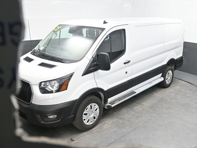 Used 2025 White Ford Base image 32