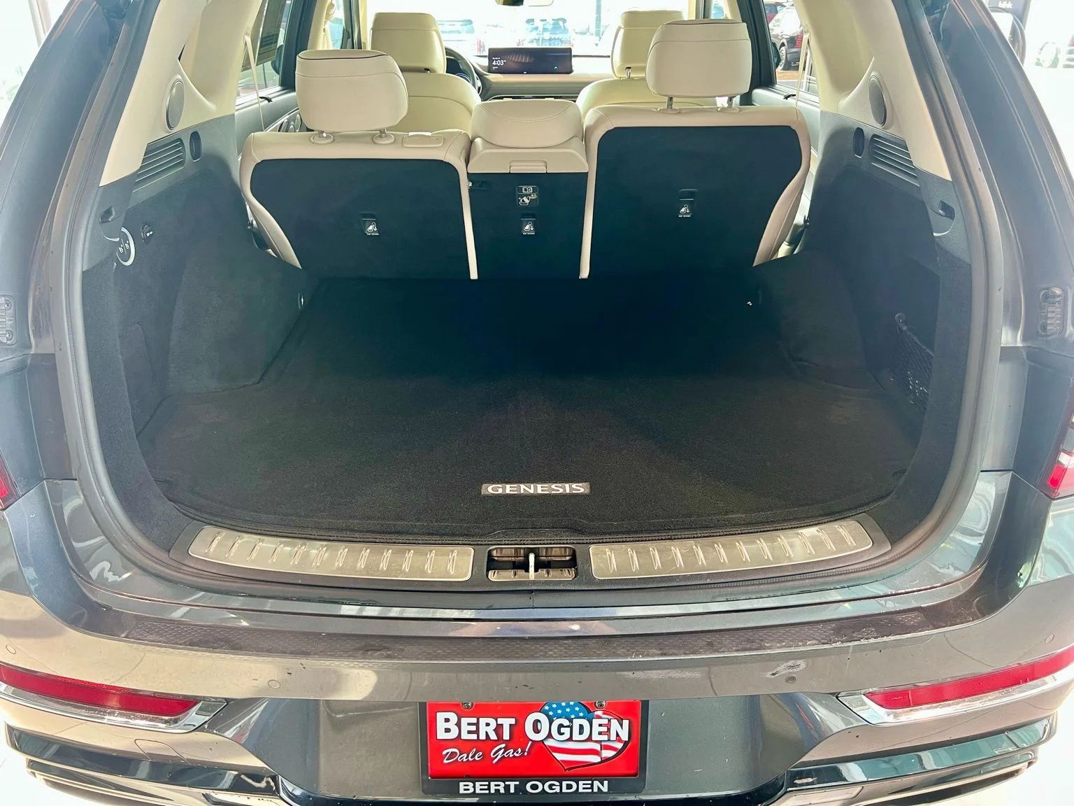 Used 2022 Gray Genesis 3.5T image 23