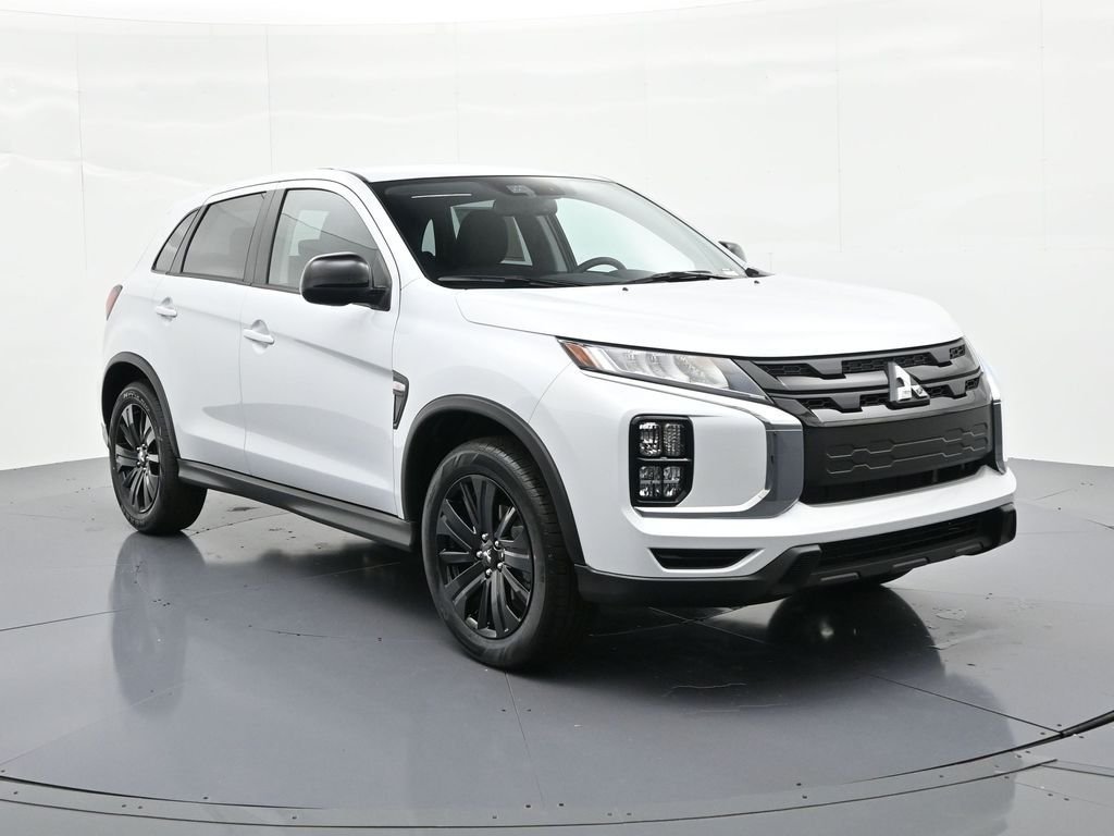New 2026 White Mitsubishi 2.0 LE image 3