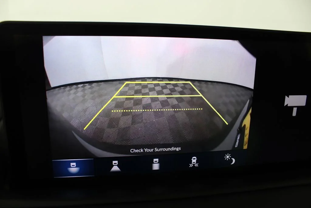 Used 2024 Grey Acura w/Technology Package image 32