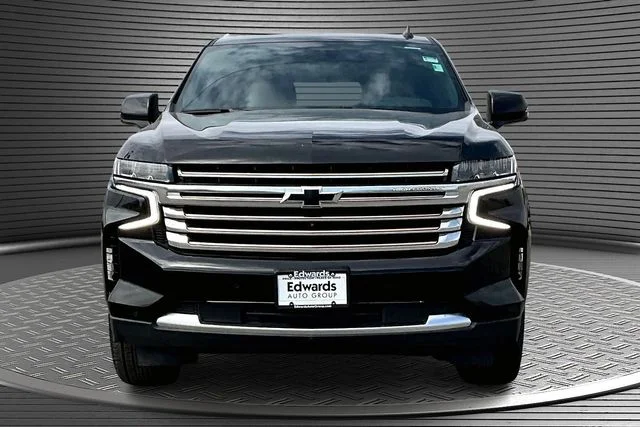Used 2024 Black Chevrolet High Country image 2