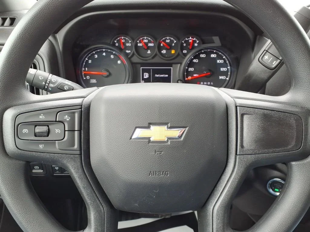 New 2026 Summit White Chevrolet Work Truck image 22