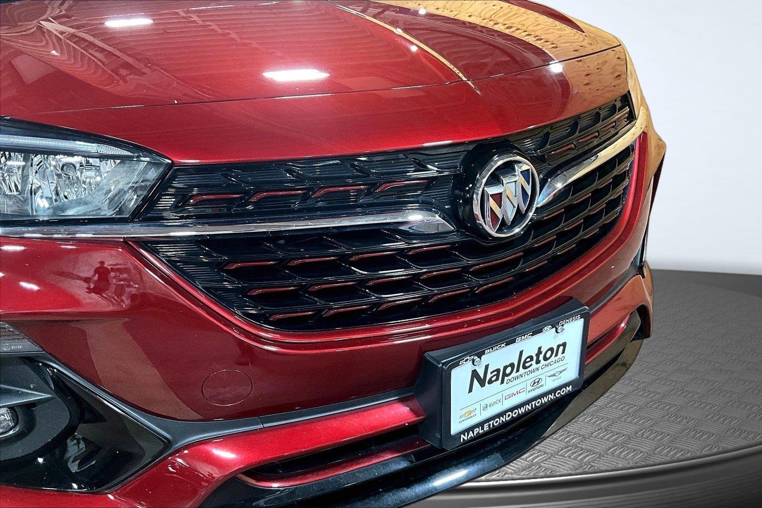 Used 2023 Cinnabar Metallic Buick Select image 28