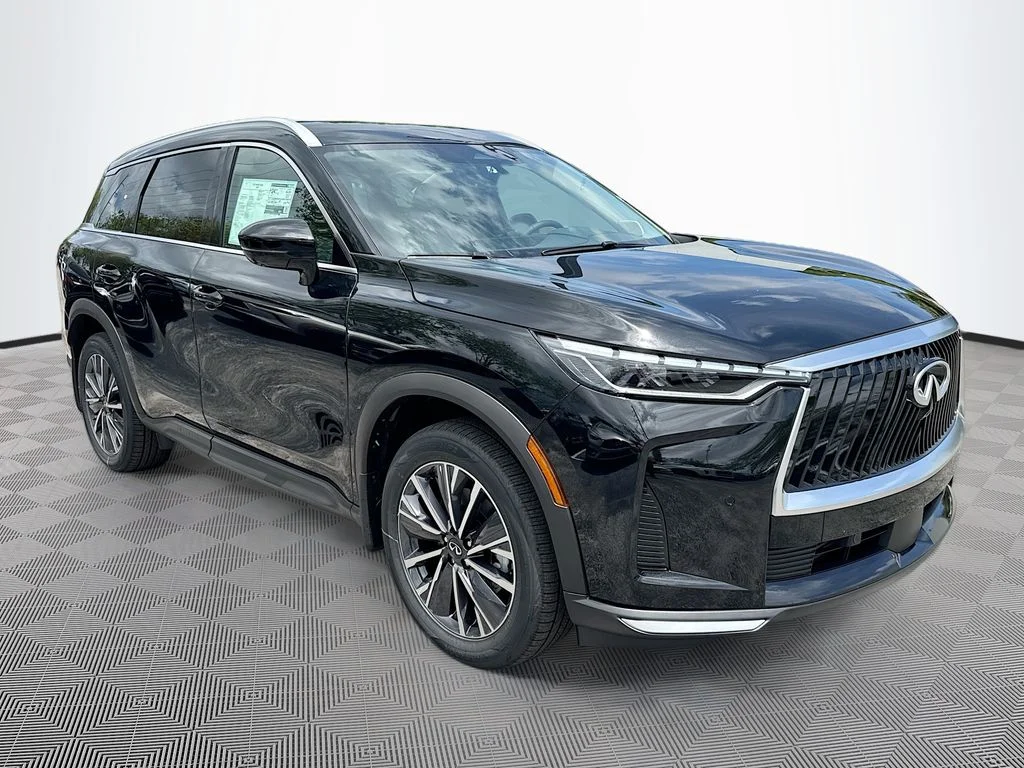 New 2027 MINERAL BLACK INFINITI Luxe FWD image 3