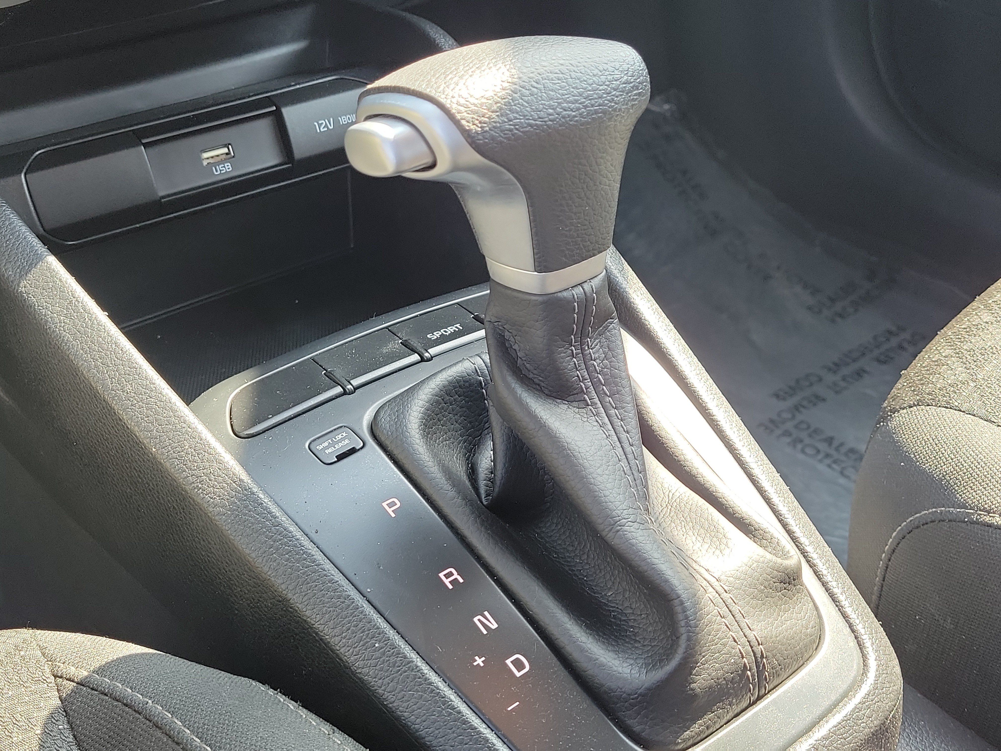 Used 2022 Aurora Black Kia LX image 22