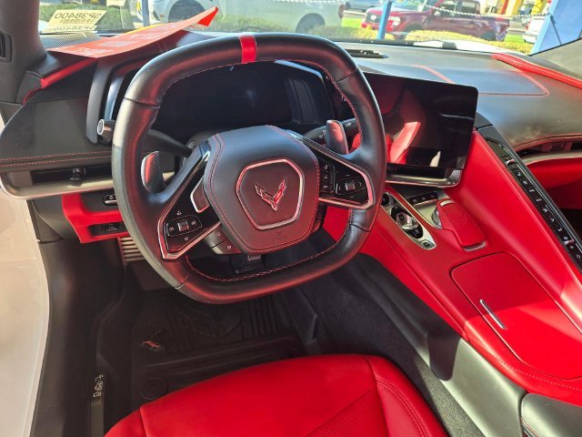 Used 2022 White Chevrolet Stingray image 8