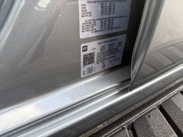 New 2026 Sterling Metallic GMC AT4 image 33