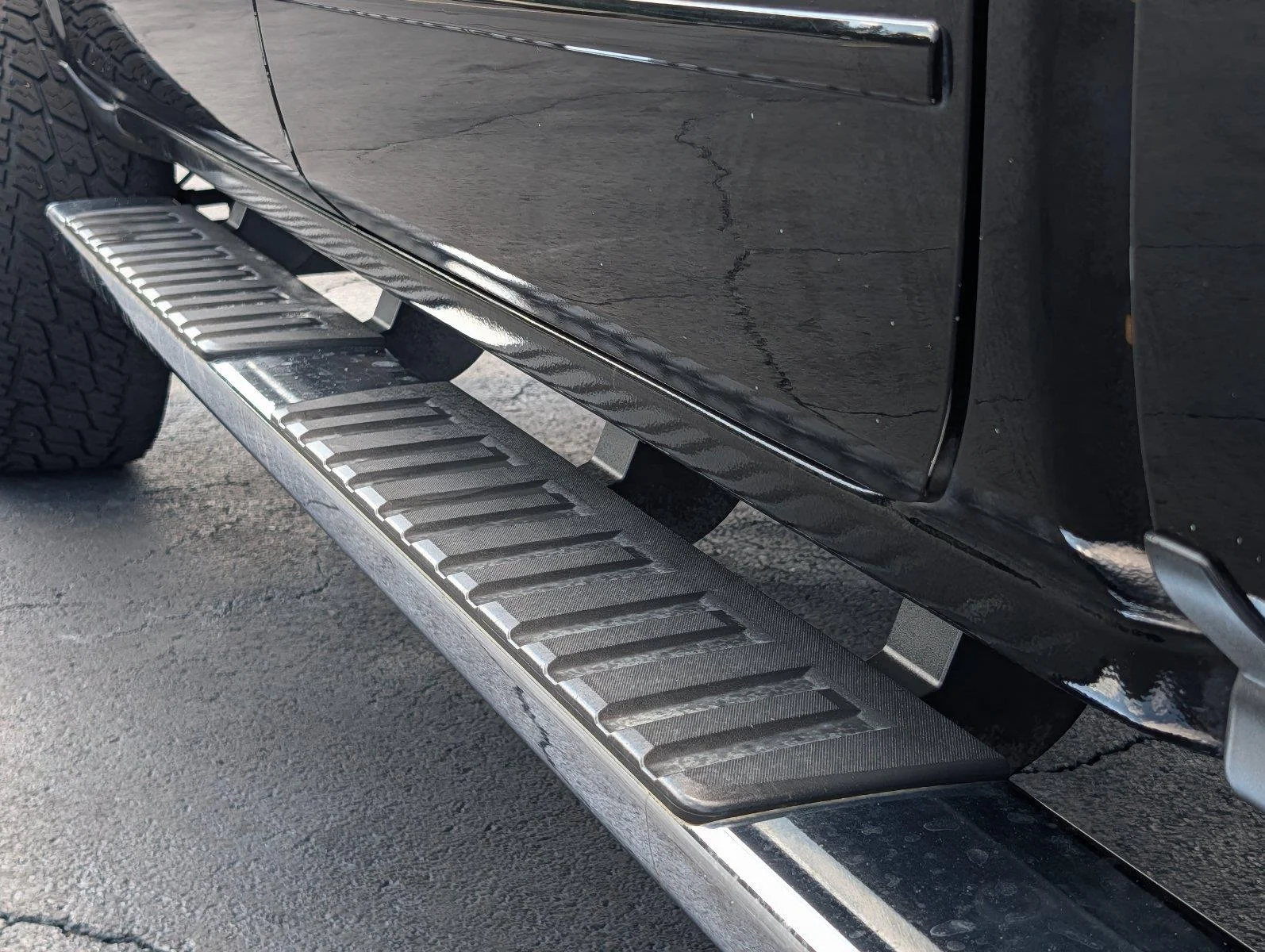 Used 2018 Black Chevrolet LT image 33