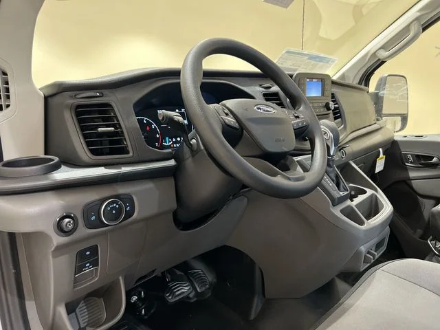 2025 Ford Transit Van Base - Photo 9