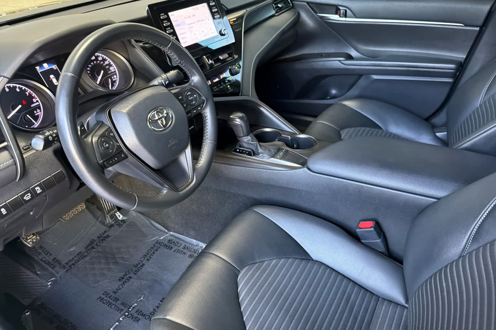 Used 2022 Predawn Gray Mica Toyota SE image 11