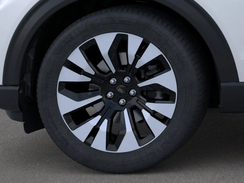 New 2026 Star White Metallic Tri-Coat Ford Platinum image 19