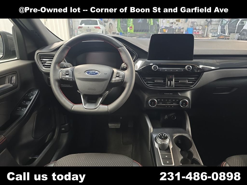 Used 2025 Gray Ford ST-Line Select image 29