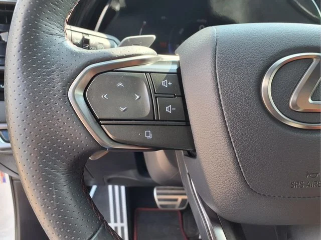 Used 2024 White Lexus 500h F SPORT Performance image 18