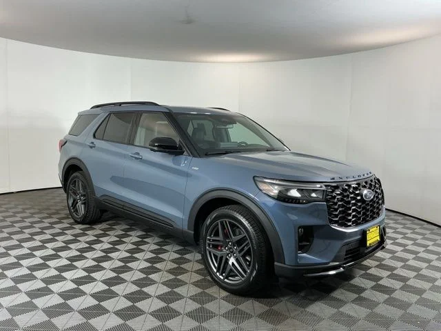New 2026 Vapor Blue Metallic Ford ST-Line image 3