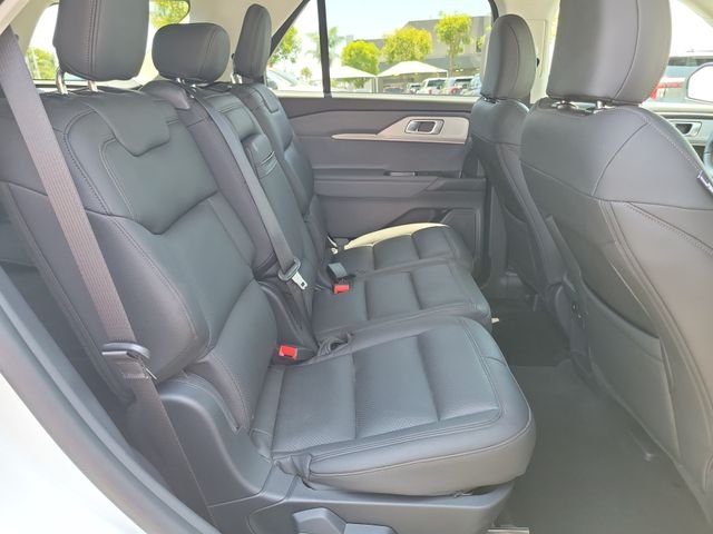 Used 2026 Star White Ford Active image 19