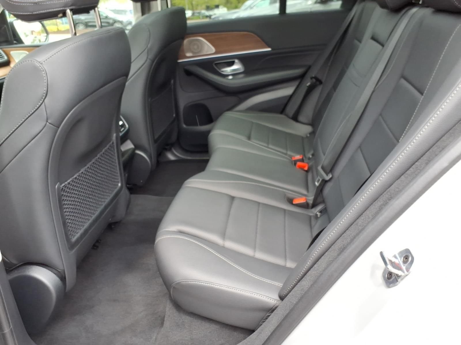Certified Used 2025  Mercedes-Benz GLE 350 image 13