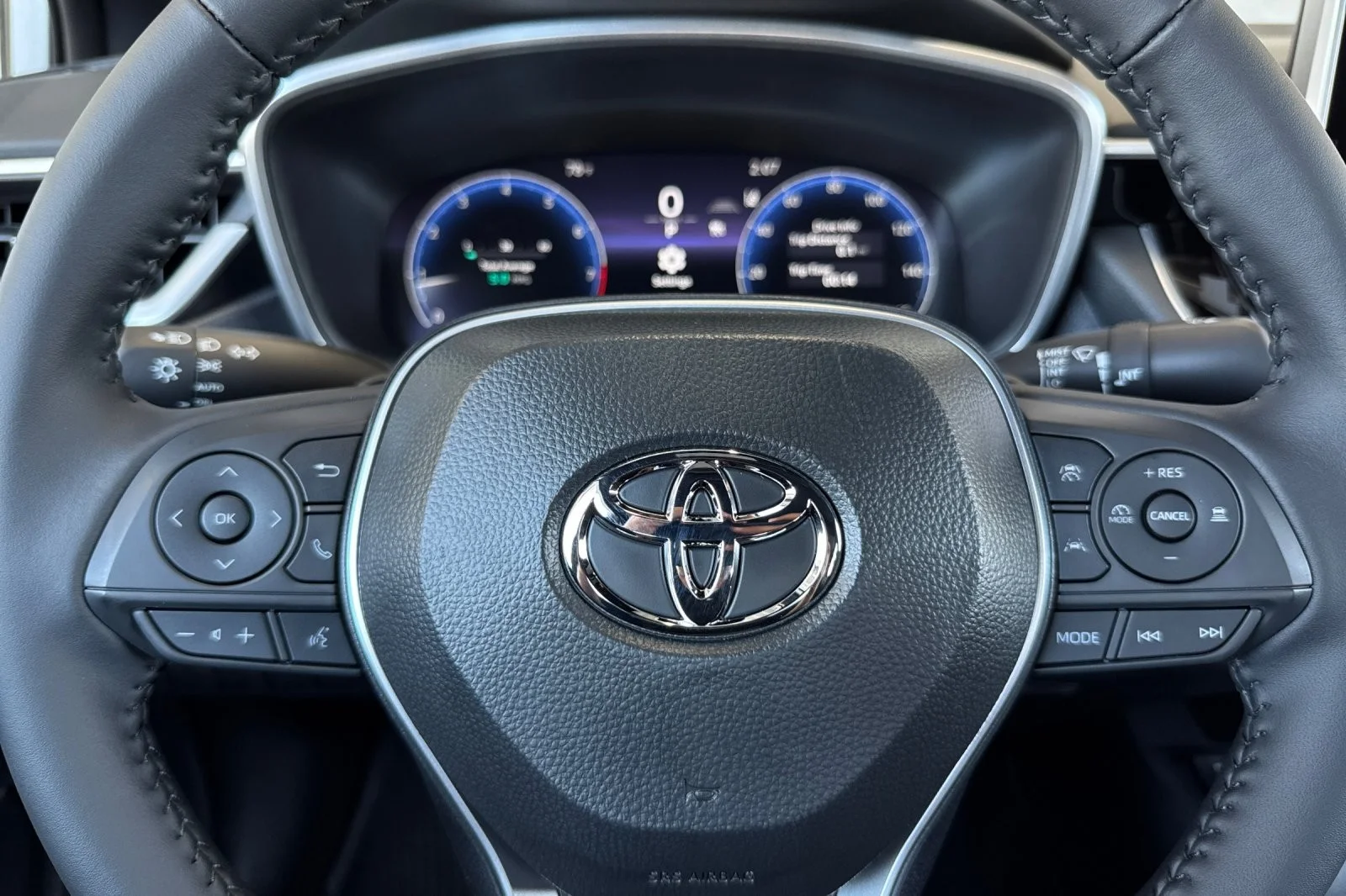 New 2026 Wind Chill Pearl <sup>1</sup> Toyota  XSE image 21