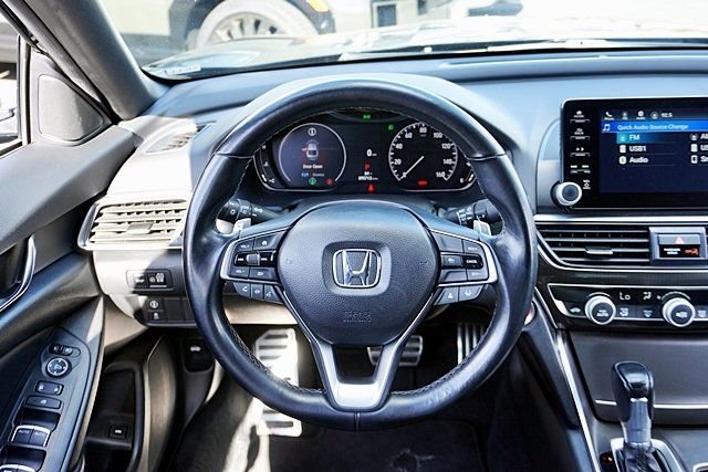 Used 2021  Honda Sport image 17