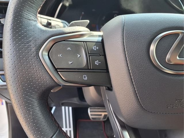 Used 2024 White Lexus 500h F SPORT Performance image 18