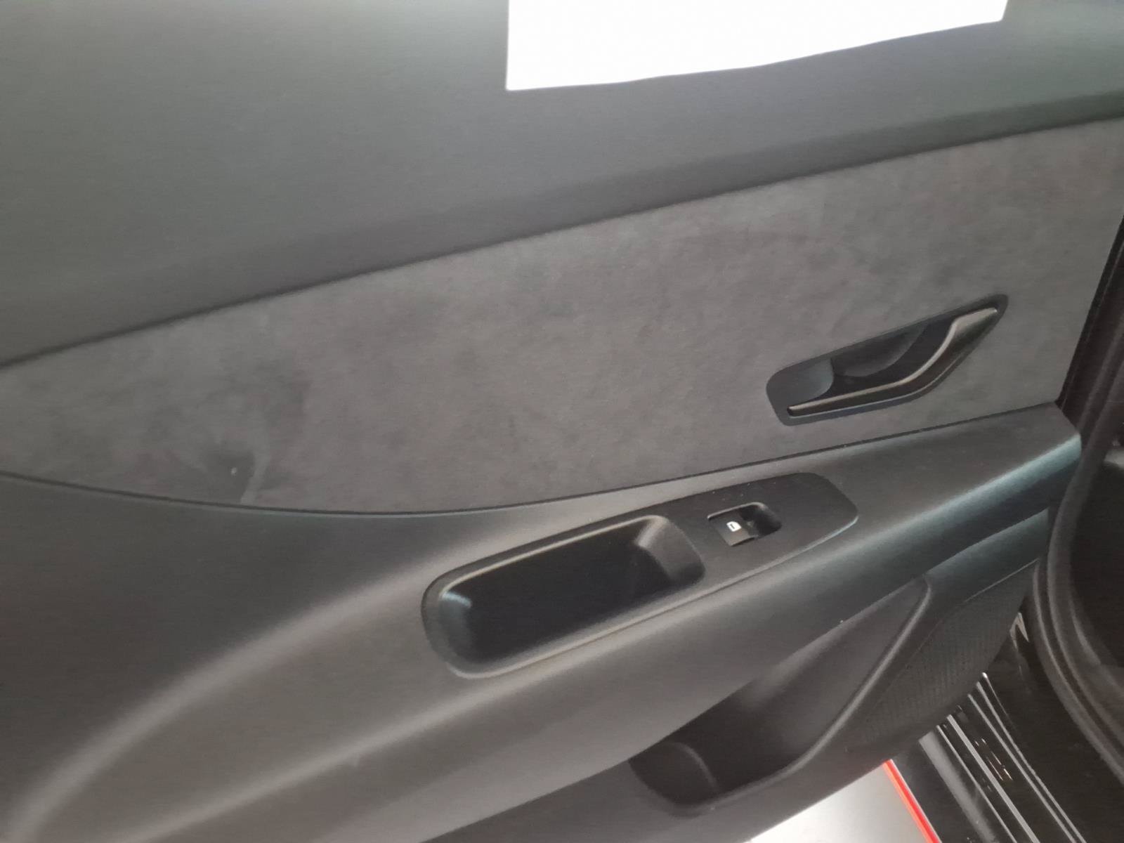 Certified Used 2025 Abyss Black Hyundai Base image 15
