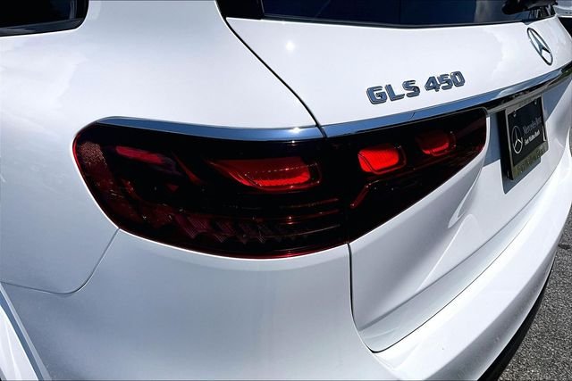 New 2026 Polar White Mercedes-Benz GLS 450 image 14