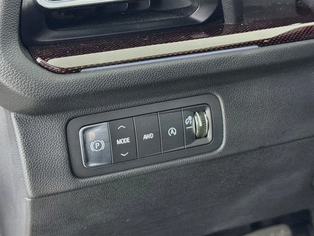 Used 2025 Beige Chevrolet Z71 image 11