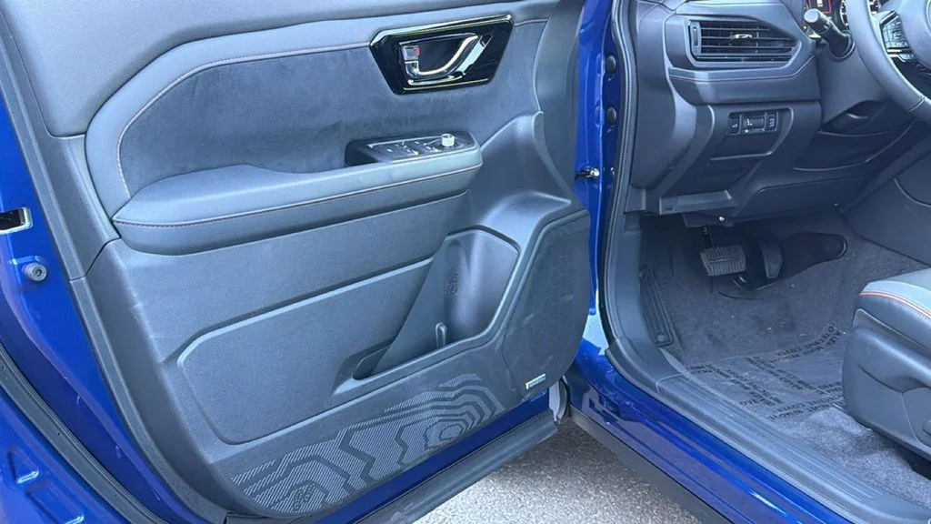 Used 2026 Sapphire Blue Pearl Subaru Sport image 23