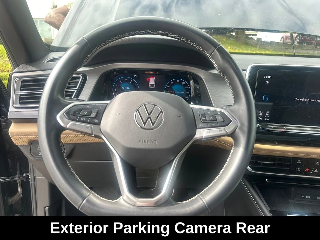 Used 2024 Deep Black Volkswagen 2.0T SE w/Technology image 14