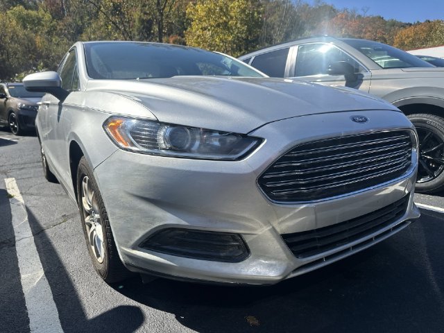 Used 2015 Silver Ford S image 8