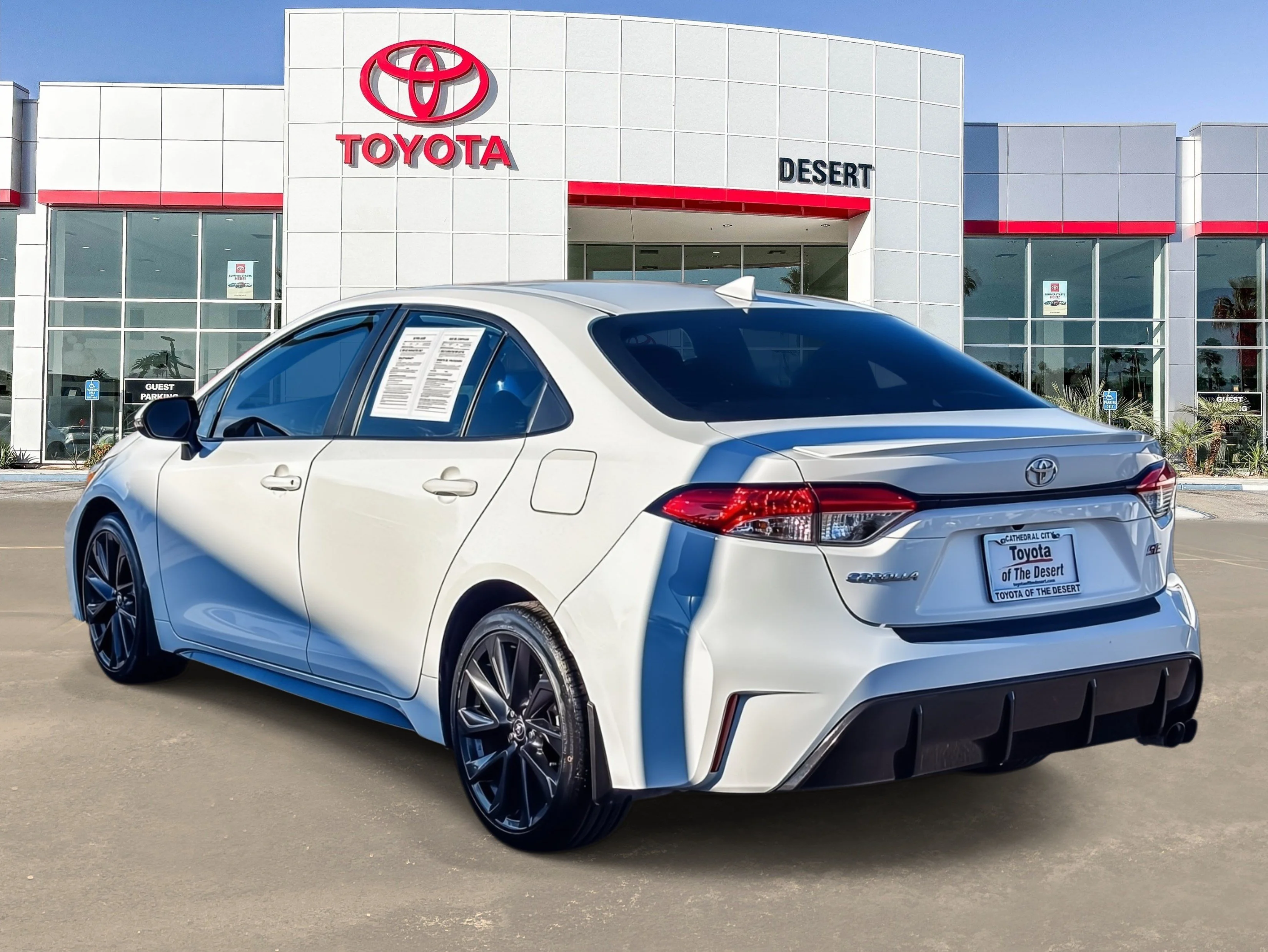 Certified Used 2024 Ice Cap Toyota SE image 4