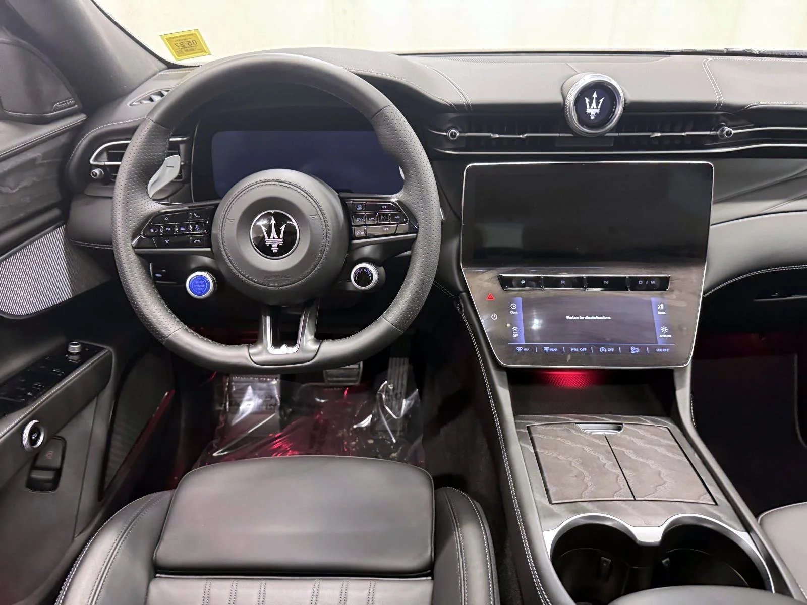 Used 2025 White Maserati  image 15