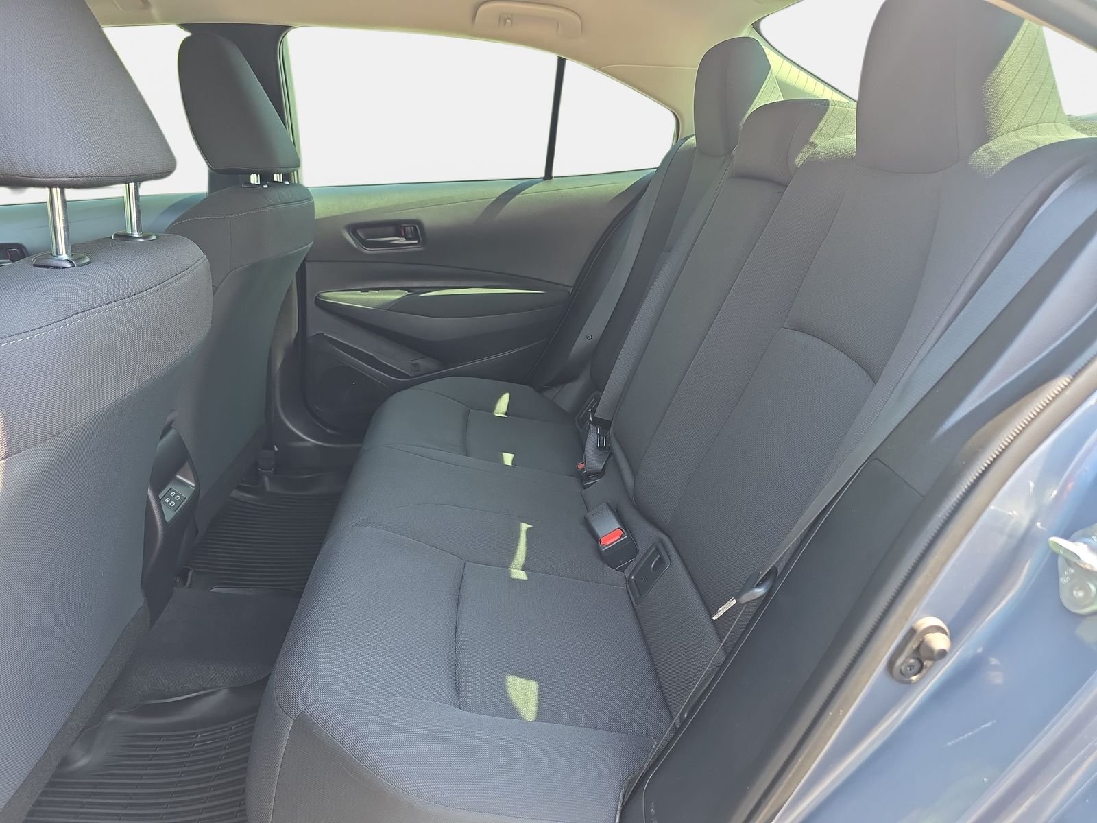 Used 2025  Toyota LE image 13
