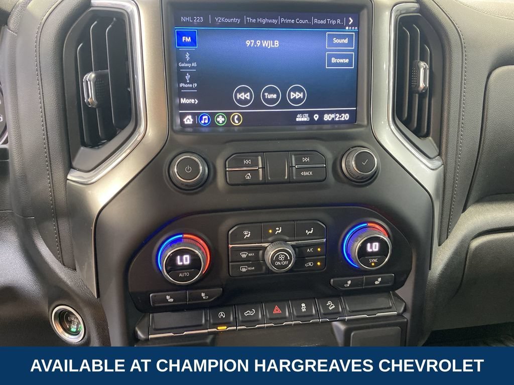 Used 2022 Black Chevrolet LT image 17