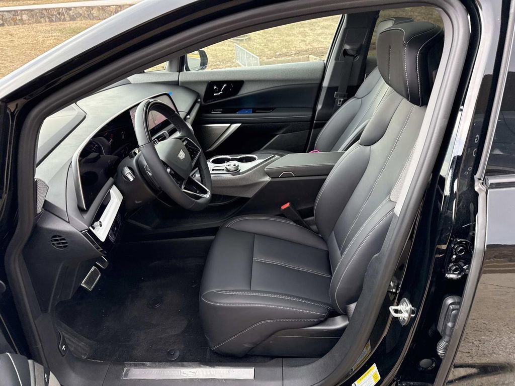 2026 Cadillac OPTIQ Sport - Photo 14