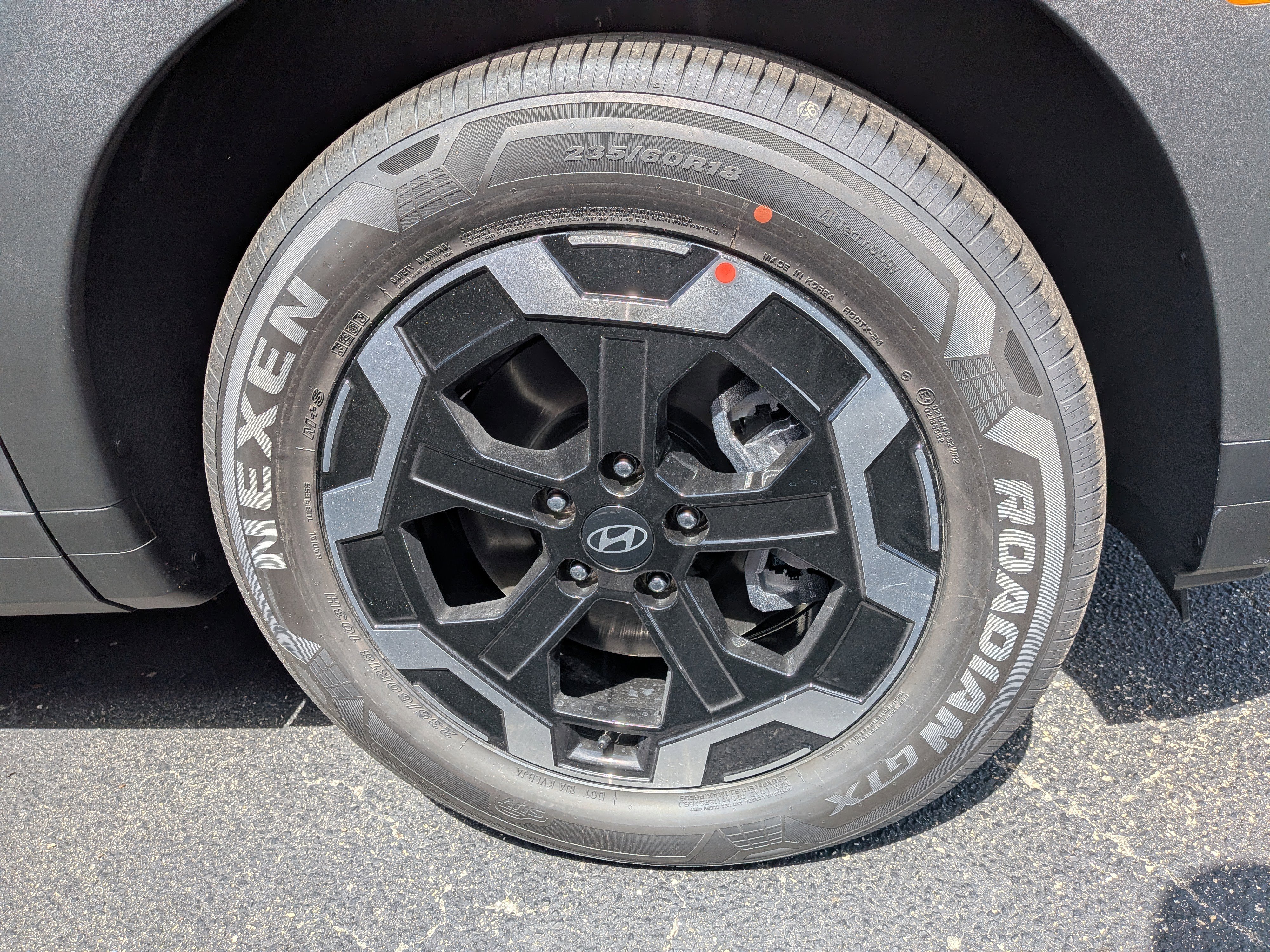 New 2026 Hampton Gray Hyundai SEL FWD image 25