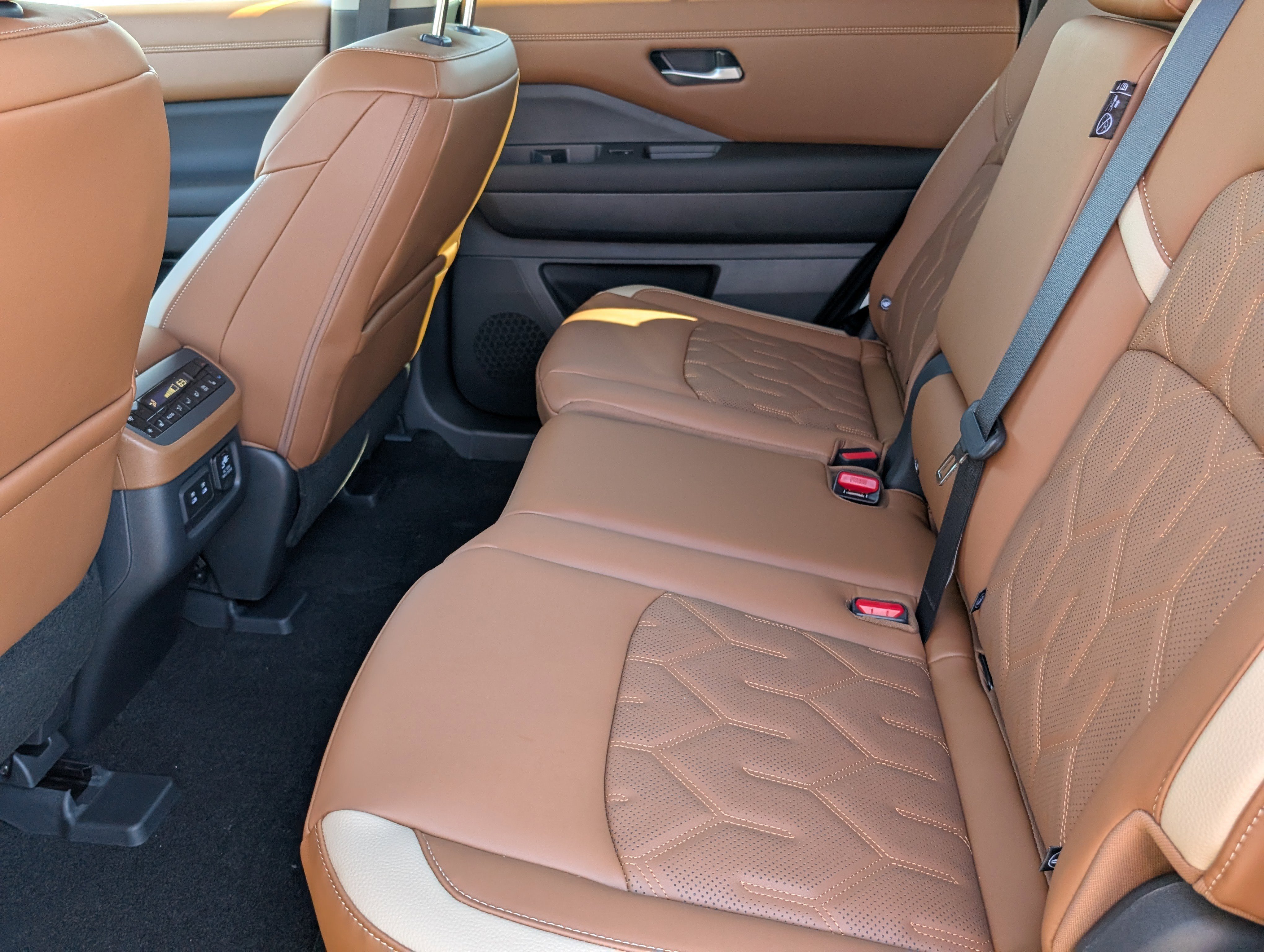 New 2026 Gun Metallic Nissan Platinum image 23