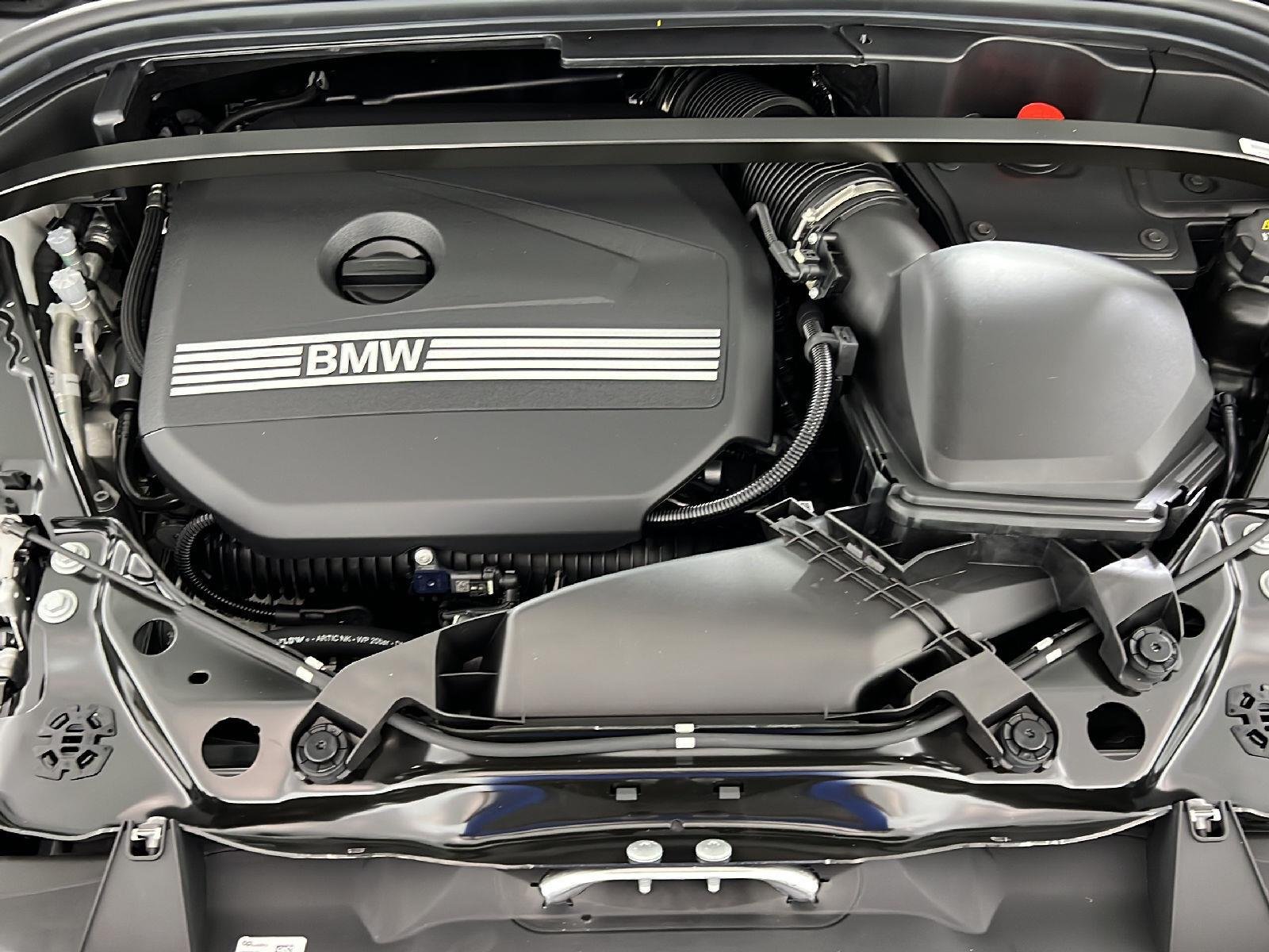 New 2027 Alpine White BMW xDrive28i image 15