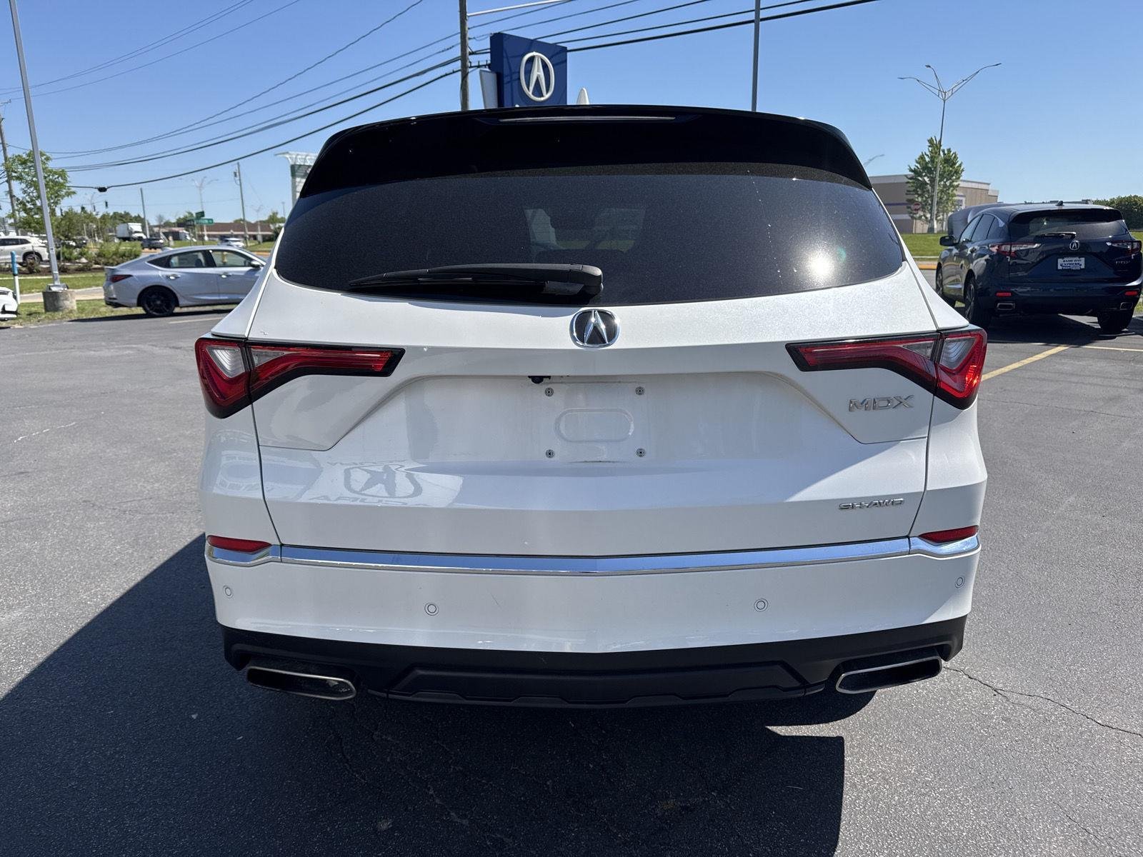 Used 2023 Platinum White Pearl Acura SH-AWD w/Tech image 5