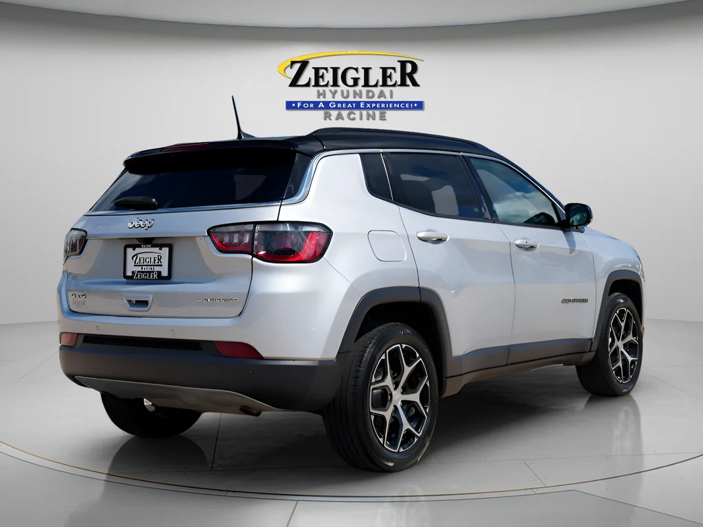 Used 2024 Silver Jeep Limited image 7