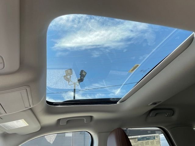 New 2025 Eruption Green Metallic Ford Outer Banks® image 38